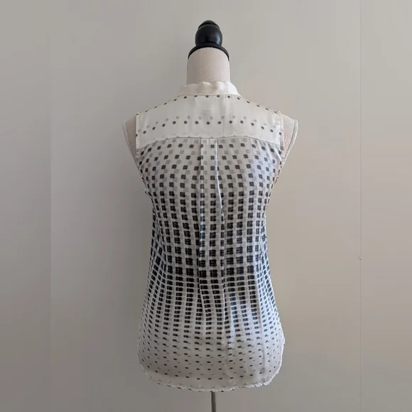 Judith & Charles Silk Bow Tie Sleeveless Top - Picture 11 of 11